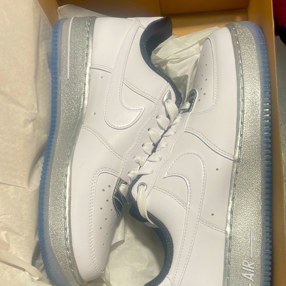 Nike Air Force 1 women’s size 8